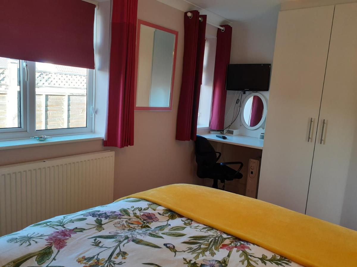 Safe Haven 1 Bed Bungalow Peacehaven Екстериор снимка